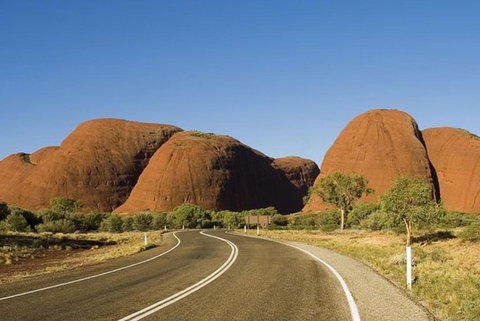 5-Hour Kata Tjuta Sunrise Tour From Ayers Rock With Breakfast - Accommodation Adelaide 2
