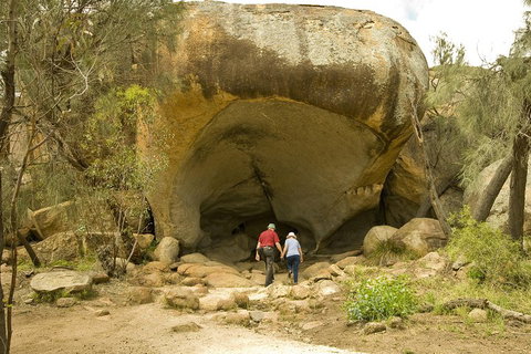 2-Day Wave Rock, York, Wildflowers & Aboriginal Experience - Accommodation Adelaide 3