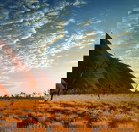 Highlights of Uluru Including Sunrise and Breakfast - Accommodation Adelaide