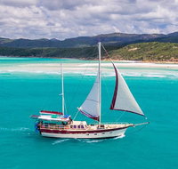 2-Day Whitsundays Sailing Adventure SV Whitehaven - Accommodation Adelaide