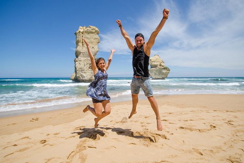 Great Ocean Road Reverse Itinerary With 12 Apostles From Melbourne - Accommodation Adelaide 3